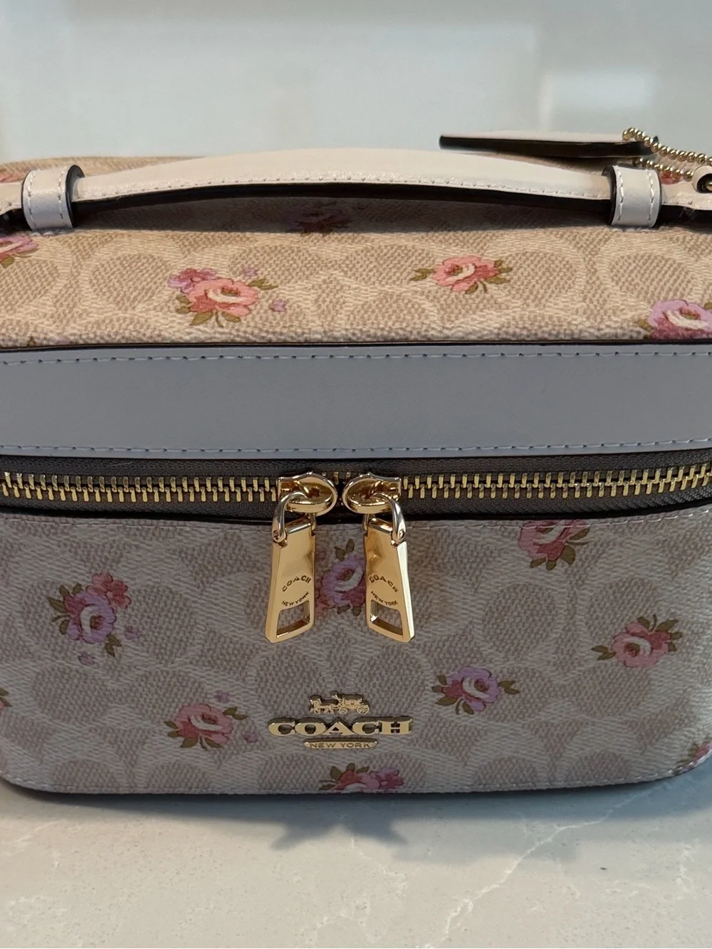 Coach Outlet Cosmetic Case In Floral Signature Canvas NWT